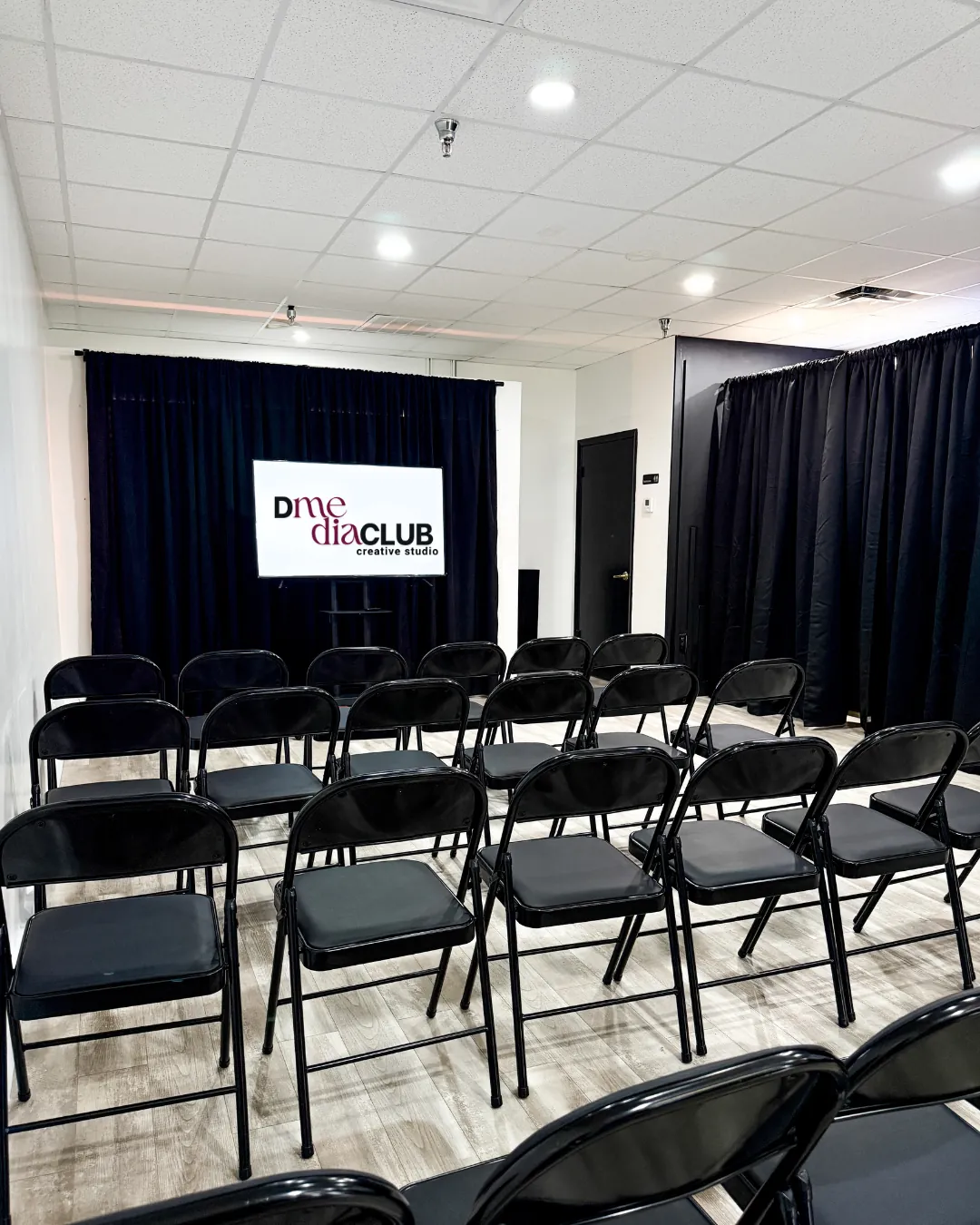 Classroom seating arrangement at DMediaClub